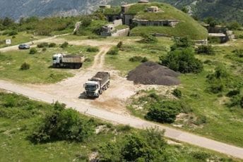 Firma "Carinvest" započela uklanjanje otpada