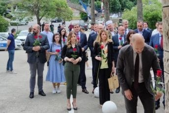 Cikotić: Na prostoru Jugoslavije jake i živahne grupacije koje veličaju ratne zločine Cikotić: Na prostoru Jugoslavije jake i živahne grupacije koje veličaju ratne zločine