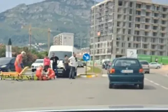 Saobraćajna nezgoda u Baru, oboren biciklista Saobraćajna nezgoda u Baru, oboren biciklista