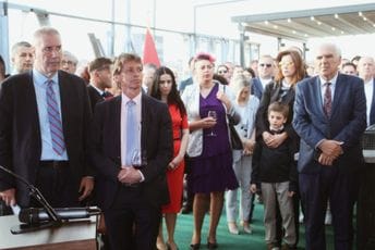 Dan nezavisnosti Crne Gore proslavljen i na Kosovu Dan nezavisnosti Crne Gore proslavljen i na Kosovu