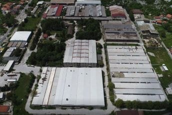 Perović tvrdi da je koronavirus osujetio pokretanje biznisa u Obodu Perović tvrdi da je koronavirus osujetio pokretanje biznisa u Obodu