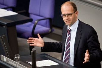 Poslanik CDU: Nacionalizam rukovodstva Srbije odgovoran za 80 odsto tenzija na Balkanu Poslanik CDU: Nacionalizam rukovodstva Srbije odgovoran za 80 odsto tenzija na Balkanu