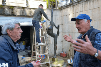 Beranci traže Novosađanku koja je bila model za skulpturu "Kupačice"