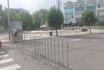 Opsadno stanje pod Goricom: Stadion ograđen, lokali pozatvarani...