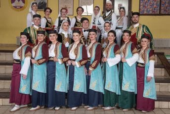 Sjutra u Podgorici veliki folklorni spektakl: Jedanaest ansambala iz Podgorice prodefilovaće gradom