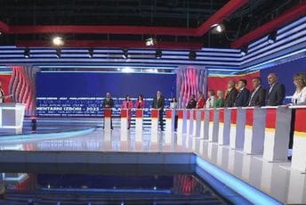 Predizborna debata: Umjesto o socijalnoj politici, govorili o - Kosovu (VIDEO) Predizborna debata: Umjesto o socijalnoj politici, govorili o - Kosovu (VIDEO)