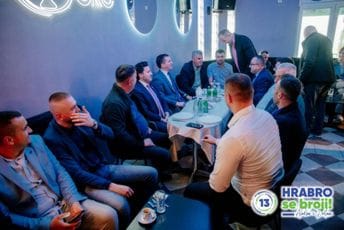 Bečić: Potrebna nam je dijaspora; Abazović: Mi ćemo formirati 44. Vladu Bečić: Potrebna nam je dijaspora; Abazović: Mi ćemo formirati 44. Vladu