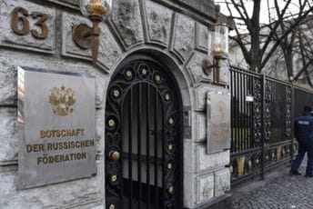 Njemačka zatvara četiri od pet ruskih konzulata Njemačka zatvara četiri od pet ruskih konzulata