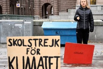 Greta Tunberg: Švedska se ponaša kao da Zemlja nije naša jedina planeta