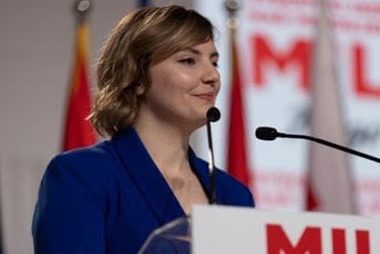 Llolla podnijela ostavku na mjesto poslanice: Izvinila se bazi i biračima DPS-a, kaže da su njeni stavovi osporavani i napadani