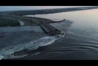 Katastrofa: Pogledajte kako je kod srušene brane u Ukrajini i u mjestima koja već plave (VIDEO)