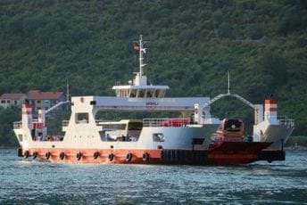 Morsko dobro: Veći promet od usluge trajektne linije Kamenari – Lepetane u odnosu na prošlu godinu