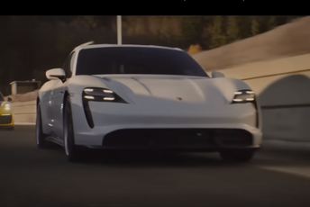 Reklama koja je oduševila ljubitelje automobila Reklama koja je oduševila ljubitelje automobila