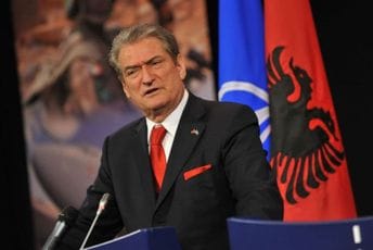 Beriša: Albanci su u Skupštini Crne Gore zastupljeniji više nego ikad prije Beriša: Albanci su u Skupštini Crne Gore zastupljeniji više nego ikad prije