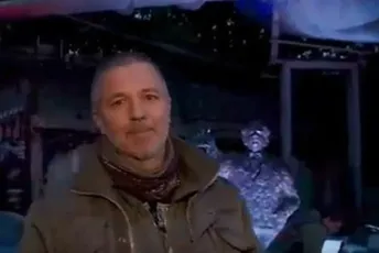 U javnosti se pojavio Marko Milošević: Sa Noćnim vukovima u Moskvi 'dočekao' spomenik ocu (VIDEO) U javnosti se pojavio Marko Milošević: Sa Noćnim vukovima u Moskvi 'dočekao' spomenik ocu (VIDEO)