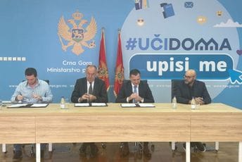 Lalošević i Vojinović potpisali ugovor: Stvoreni uslovi da srednjoškolci dobiju EYCA kartice Lalošević i Vojinović potpisali ugovor: Stvoreni uslovi da srednjoškolci dobiju EYCA kartice