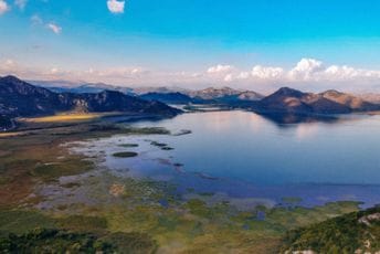 Globalne zapremine vode u rezervoarima opale tokom posljednje dvije decenije Globalne zapremine vode u rezervoarima opale tokom posljednje dvije decenije