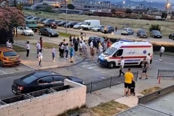 Udes na Starom aerodromu: Oboren pješak, transportovan u Urgentni centar Udes na Starom aerodromu: Oboren pješak, transportovan u Urgentni centar