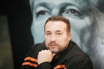 Šćepanović imenovan za direktora novoformiranog Muzeja savremene umjetnosti Crne Gore Šćepanović imenovan za direktora novoformiranog Muzeja savremene umjetnosti Crne Gore