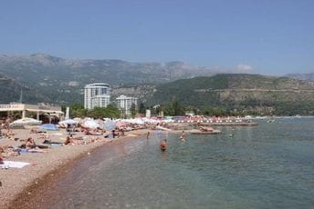 Prihodi državne kase od turizma 35 odsto veći, najbrojniji gosti iz Rusije Prihodi državne kase od turizma 35 odsto veći, najbrojniji gosti iz Rusije