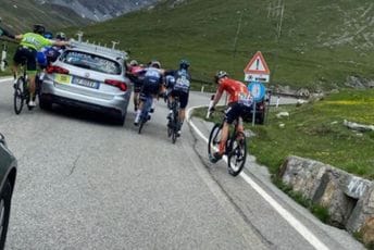 (VIDEO) Skandal na Trci oko Italije, 31 biciklist diskvalifikovan (VIDEO) Skandal na Trci oko Italije, 31 biciklist diskvalifikovan