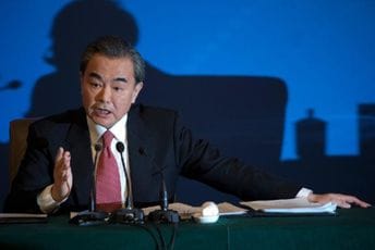 Kina i SAD moraju da biraju saradnju ili sukobe Kina i SAD moraju da biraju saradnju ili sukobe