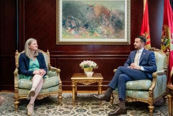 Milatović Medoks: Vaša uloga u podršci demokratskom razvoju Crne Gore bila je značajna Milatović Medoks: Vaša uloga u podršci demokratskom razvoju Crne Gore bila je značajna