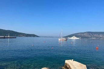 Trajekt "Ruka pravde" uplovio u Zeleniku Trajekt "Ruka pravde" uplovio u Zeleniku