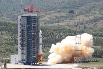Kina lansirala 41 satelit i oborila nacionalni rekord Kina lansirala 41 satelit i oborila nacionalni rekord