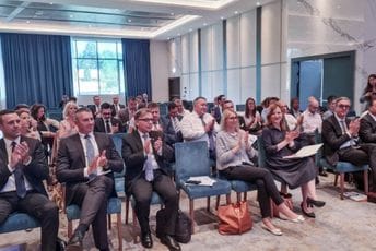 Eurochambres: Radovanović predstavljao Privrednu komoru Crne Gore Eurochambres: Radovanović predstavljao Privrednu komoru Crne Gore