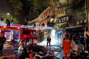 Kina: Eksplozija plina u restoranu, poginula najmanje 31 osoba Kina: Eksplozija plina u restoranu, poginula najmanje 31 osoba
