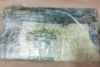 Podgorička policija oduzela dva kilograma kokaina, uhapšene dvije osobe Podgorička policija oduzela dva kilograma kokaina, uhapšene dvije osobe