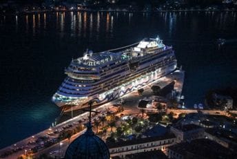 Kotor između zarade i gužve Kotor između zarade i gužve