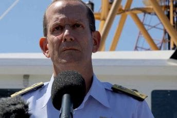 Kontraadmiral Obalske straže: Djelovi podmornice nađeni 500 metara od olupina Titanika Kontraadmiral Obalske straže: Djelovi podmornice nađeni 500 metara od olupina Titanika