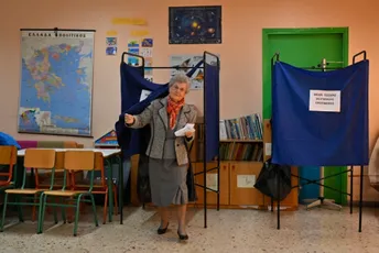 Grci opet glasaju u nedjelju: Sada je na snazi vrlo neobično pravilo, pobjednik dobija ‘bonus’ mandate Grci opet glasaju u nedjelju: Sada je na snazi vrlo neobično pravilo, pobjednik dobija ‘bonus’ mandate