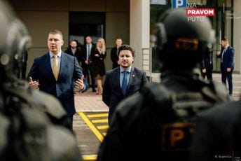 Da li su Abazović i Adžić htjeli borbu protiv kriminala ili političku upotrebu policije Da li su Abazović i Adžić htjeli borbu protiv kriminala ili političku upotrebu policije