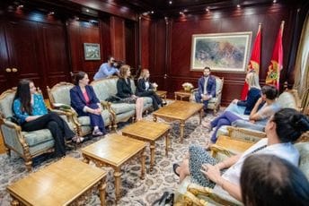 CGO: U situaciji kad se Abazović sve nervoznije obrušava na NVO sektor, Milatović ima potpuno drugačiji pristup CGO: U situaciji kad se Abazović sve nervoznije obrušava na NVO sektor, Milatović ima potpuno drugačiji pristup