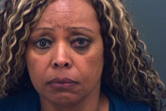 Mislila da je kidnapuje pa ga upucala: Žena optužena za ubistvo vozača Ubera Mislila da je kidnapuje pa ga upucala: Žena optužena za ubistvo vozača Ubera