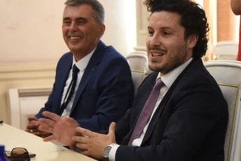 Abazović nagradio Đukanovića za partijsko zapošljavanje, 13. platu, ali i – gubitke u poslovanju…