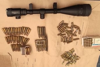 Pretresi u Beranama i Gusinju: Policija pronašla municiju i eksploziv, podnijete dvije krivične prijave Pretresi u Beranama i Gusinju: Policija pronašla municiju i eksploziv, podnijete dvije krivične prijave