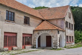 Vratimo život Zadružnom domu u Ćeklićima Vratimo život Zadružnom domu u Ćeklićima