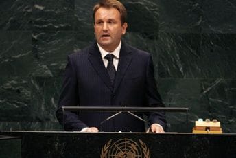 Na ovaj datum preminuo je Željko Šturanović; Bogdanović: Pamtićemo ga kao izuzetnu i mudru osobu Na ovaj datum preminuo je Željko Šturanović; Bogdanović: Pamtićemo ga kao izuzetnu i mudru osobu