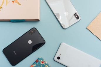 Tržišna vrijednost kompanije Apple veća od tri biliona dolara Tržišna vrijednost kompanije Apple veća od tri biliona dolara