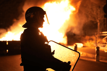 Francuska: Korijeni gnijeva Francuska: Korijeni gnijeva