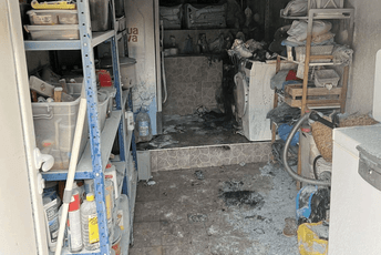 Nevrijeme u Radovićima: Grom udario u kuću Nevrijeme u Radovićima: Grom udario u kuću