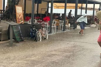 Herceg Novi: U nekoliko objekata na rivijeri prodrla voda Herceg Novi: U nekoliko objekata na rivijeri prodrla voda