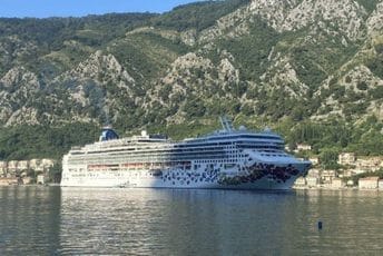 Norveški dragulj uplovio u Bokokotorski zaliv Norveški dragulj uplovio u Bokokotorski zaliv