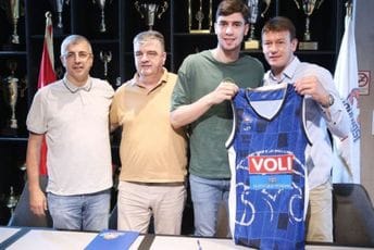 Grbović pojačao Budućnost Voli Grbović pojačao Budućnost Voli