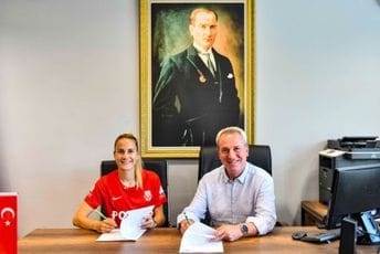 Slađana Bulatović još godinu u turskom Fomgetu Slađana Bulatović još godinu u turskom Fomgetu