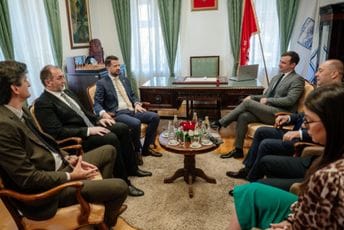 Milatović: Dobre su vijesti da počinje izgradnja lokalnog puta u Bandićima i rekonstrukcija dijela puta prema Ostrogu Milatović: Dobre su vijesti da počinje izgradnja lokalnog puta u Bandićima i rekonstrukcija dijela puta prema Ostrogu